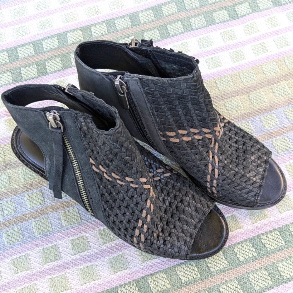Sam Edelman Women’s Cooper Black Woven Leather Open Toe Bootie Sandal Size 9 M